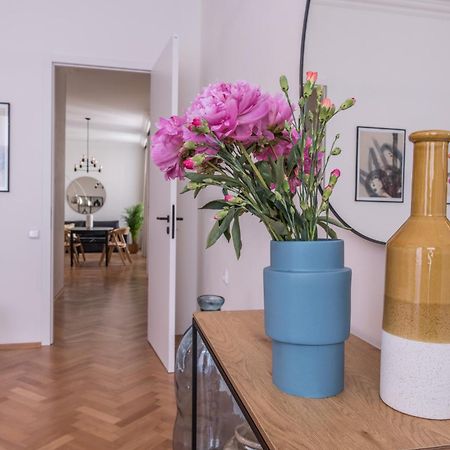 New Design Apt - Central Location Wenceslas Square Прага Екстериор снимка
