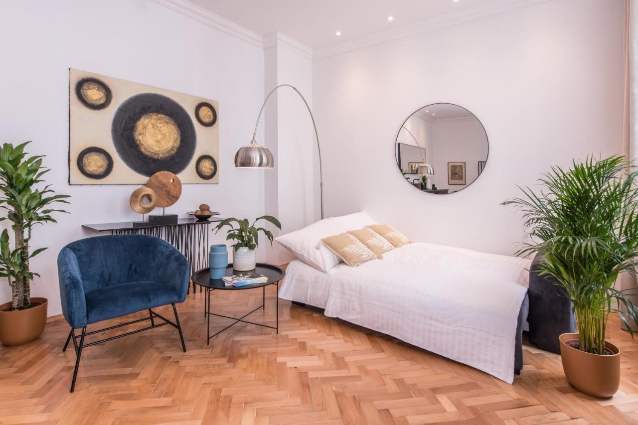 New Design Apt - Central Location Wenceslas Square Прага Екстериор снимка