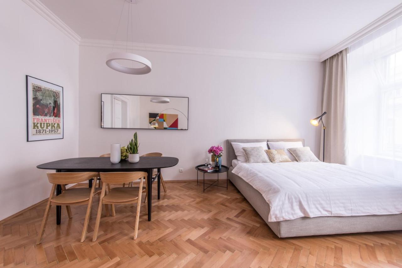 New Design Apt - Central Location Wenceslas Square Прага Екстериор снимка