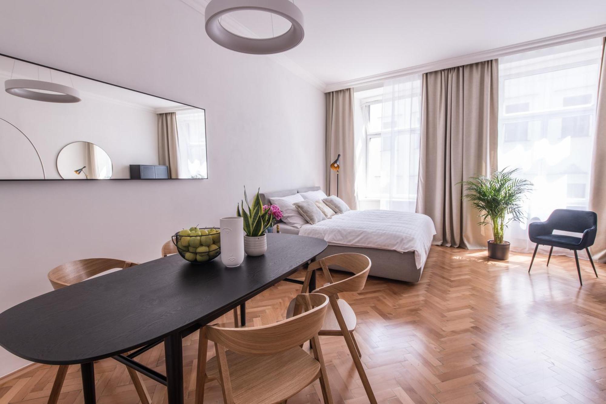 New Design Apt - Central Location Wenceslas Square Прага Екстериор снимка