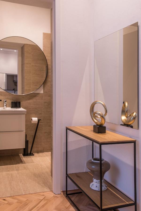 New Design Apt - Central Location Wenceslas Square Прага Екстериор снимка