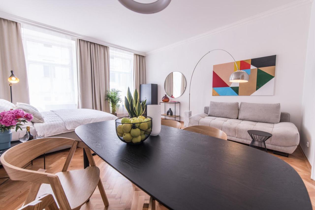 New Design Apt - Central Location Wenceslas Square Прага Екстериор снимка